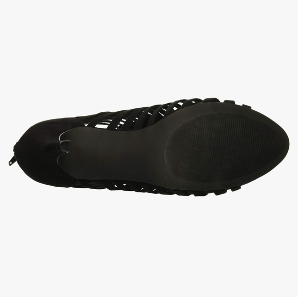 *NEW* Fergalicious Tinker Pump - Black Strappy Stilletto, Sz. 5 - Picture 4 of 6